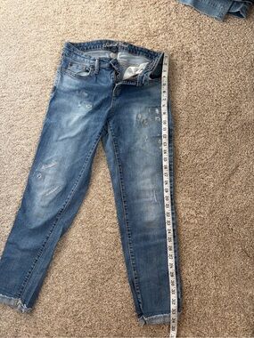 Universal Thread Distressed Blue Boyfriend Jeans